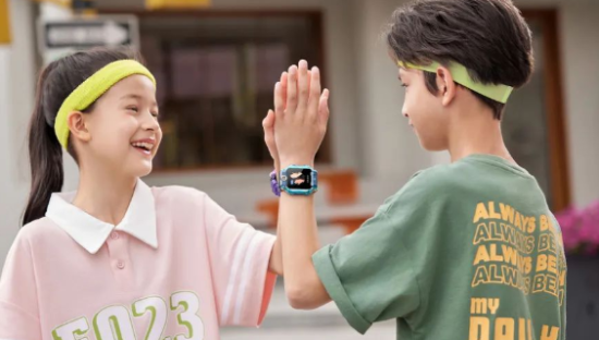 被曝内容涉黄涉暴、诱导儿童消费！小天才功能加码却玩出bug？