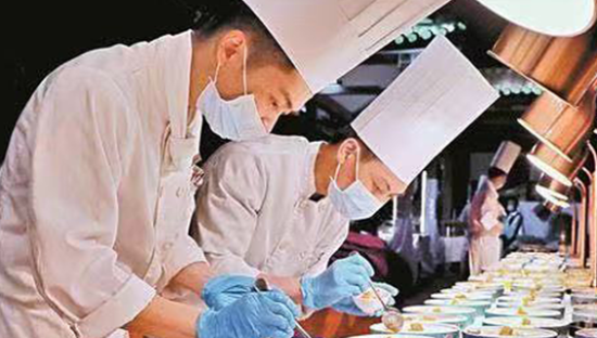 资本做局的“预制菜”，最终成为一盘“韭菜”？