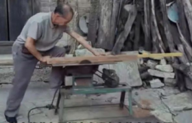 霸屏三天，深挖《二舅》的爆火文案与背后洞察