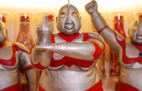 “马踏飞燕”爆火后续：5天卖出2万多件，因丑一炮而红！试问年轻人为何疯狂爱上丑东西？