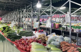 90后的焦虑，被菜市场治好了