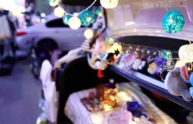 后备箱摆摊月入过万？想多了