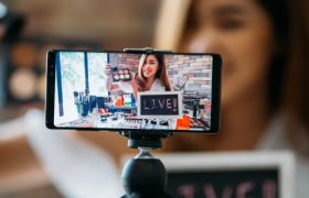 头部主播“消失”后，谁是带货界新王？