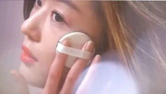 百余门店闭门谢客，韩妆如何败给了国潮？