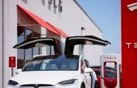 马斯克想造的卡车，在中国卖爆了