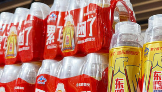 东鹏特饮的货车司机不够用了