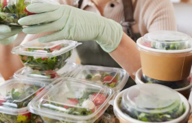 预制菜，东边日出西边雨