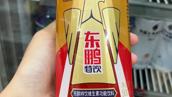 内卷的打工人“喂饱”东鹏饮料？