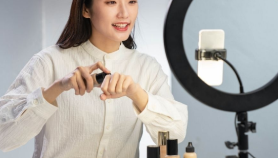 GMV远超预期背后，快手电商做对了什么？