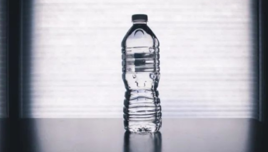 瓶装水「混战」