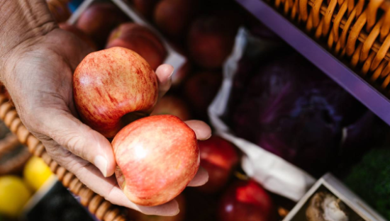 万亿水果市场，容不下夫妻店