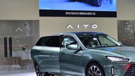 华为“不造车”的造车“套路”