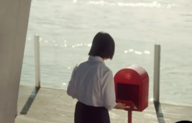 腾讯公益用一朵小红花，让爱在人间流转