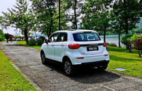 零跑汽车流血领跑