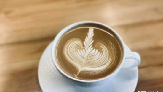 特步、猿辅导、太二都来了，跨界卖咖啡真能“补血”吗？