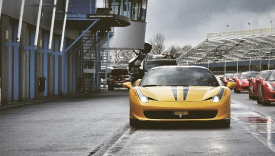 华为出击，智能汽车大蝶变