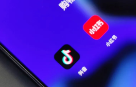 抖音盯上小红书，只是一个信号