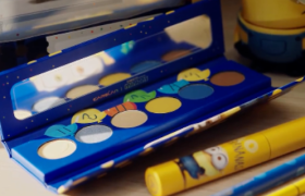 椰树大胸直播后，卡姿兰搞了个更大的