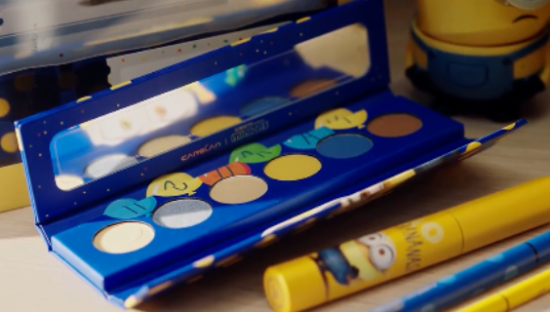 椰树大胸直播后，卡姿兰搞了个更大的