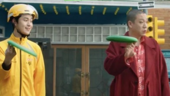 美团外卖x二手玫瑰x名创优品玩跨界，看得我尴尬癌犯了