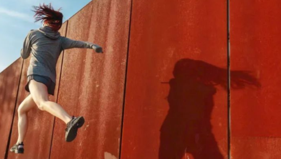 太平鸟飞不进耐克领地