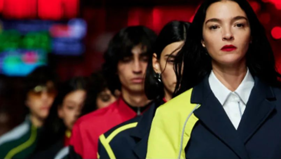 法拉利4万一件风衣，谁会买？