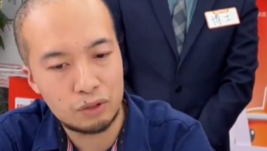 出逃抖音，“绝命毒师”辛吉飞流浪快手