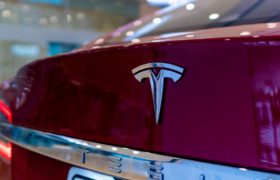 特斯拉降价，问界、福特跟进，价格战不得不打？