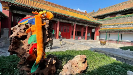 沈阳故宫出文创，网友：又丑又上头