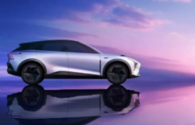 李彦宏造的车，没有惊喜