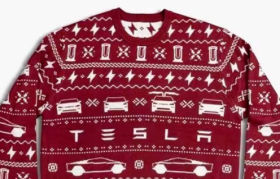 特斯拉，卖毛衣了？