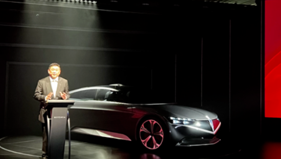 “碰瓷”宾利，这个宾理有点猛