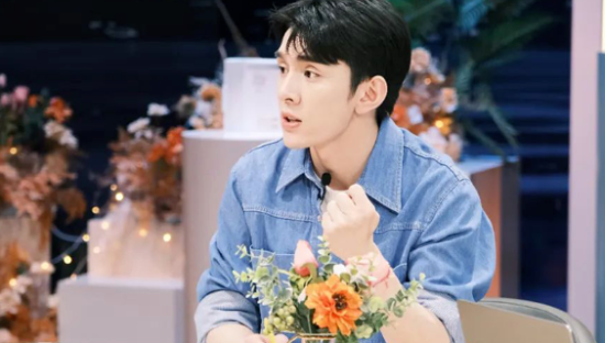 双面资生堂，“刺伤”李佳琦！