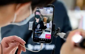 主播暗战：要么出圈，要么出局