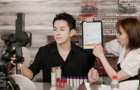 韩束快挤不进李佳琦直播间了