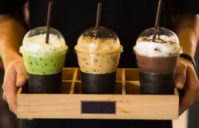 喜茶“卷死”喜小茶