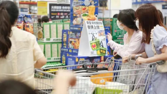 当折扣店的风吹向盒马们