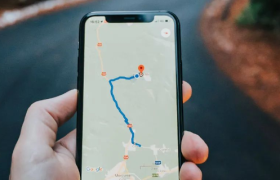 高德：地图之外路难走