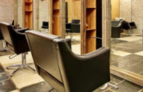 美发行业越来越难做，商家应如何借助短视频运营快速引流顾客到店？