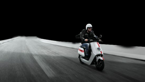 谁绊倒了小牛电动？