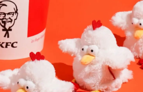 肯德基新丑玩具，丑火了！丑疯了！