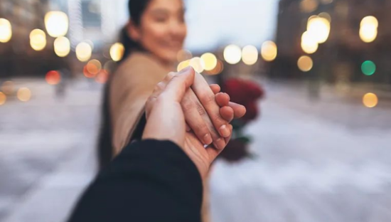 互联网“红娘”抓不住年轻人