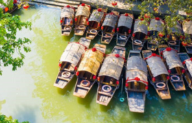 呷哺呷哺亏损近3亿...餐饮商家还能否突出重围？