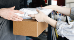 复盘“跑偏”的上半场，盲盒电商能否重新站上新风口？