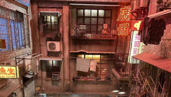 文和友迷失在广深街头