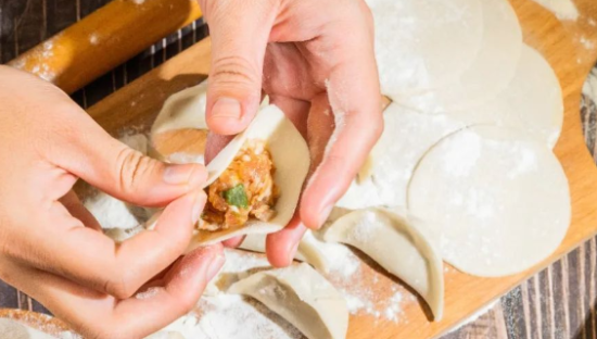 “袁记云饺们”掀起现包水饺大战，谁是下一个思念？