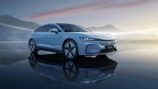 岚图追光，会超越FREE和梦想家吗？