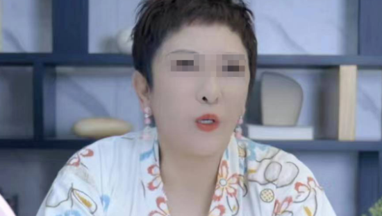 直播首秀破3亿！顶级豪门也下场收割了