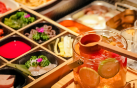 海底捞「分家」，张勇一石三鸟？