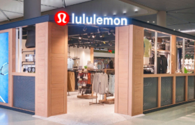 “中产收割机”lululemon，还能走多远？